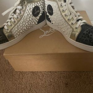 Christian louboutin red bottoms size 9.5